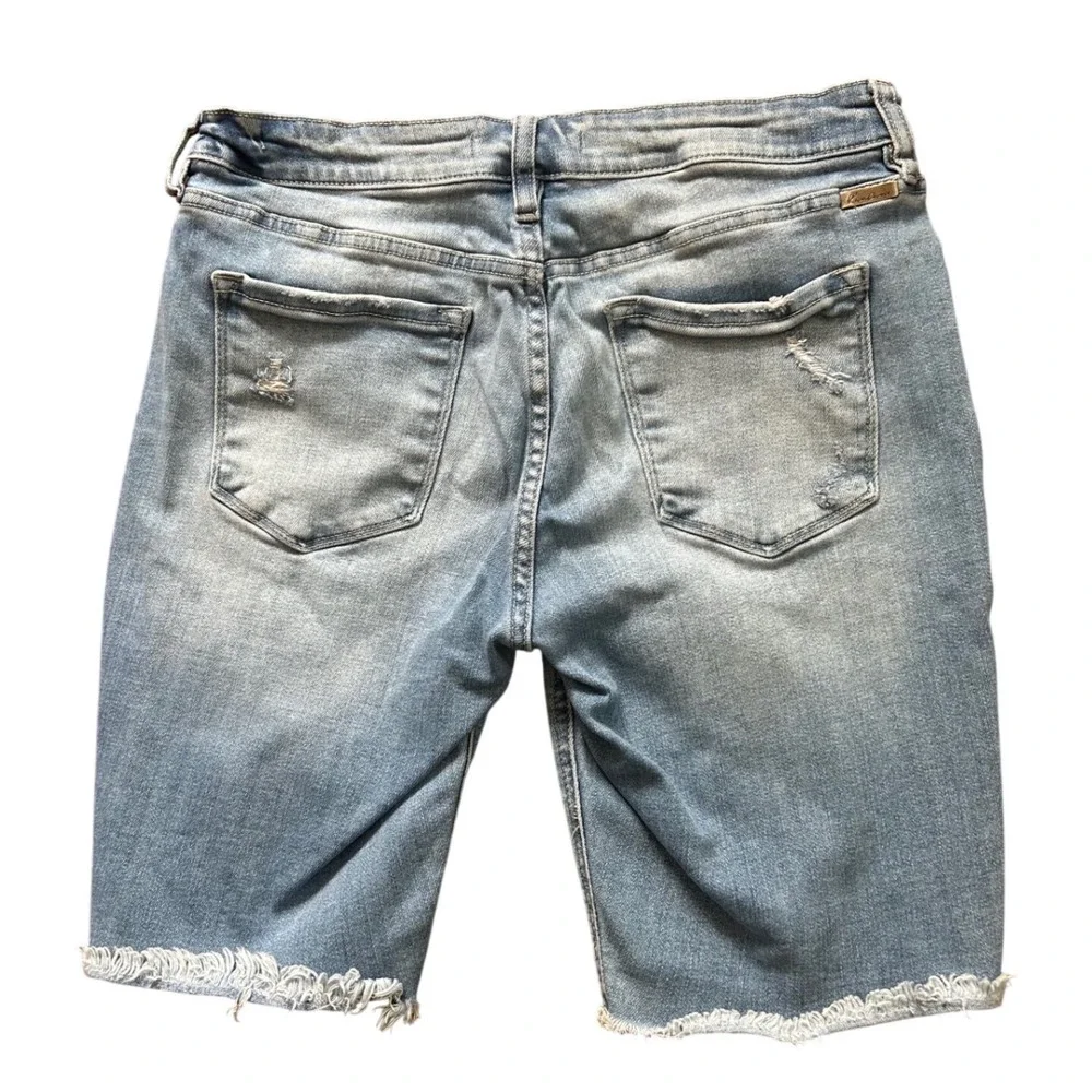 KanCan Sun-Faded Distressed Bermuda Denim Shorts Womens 30 - Picture 3 of 11